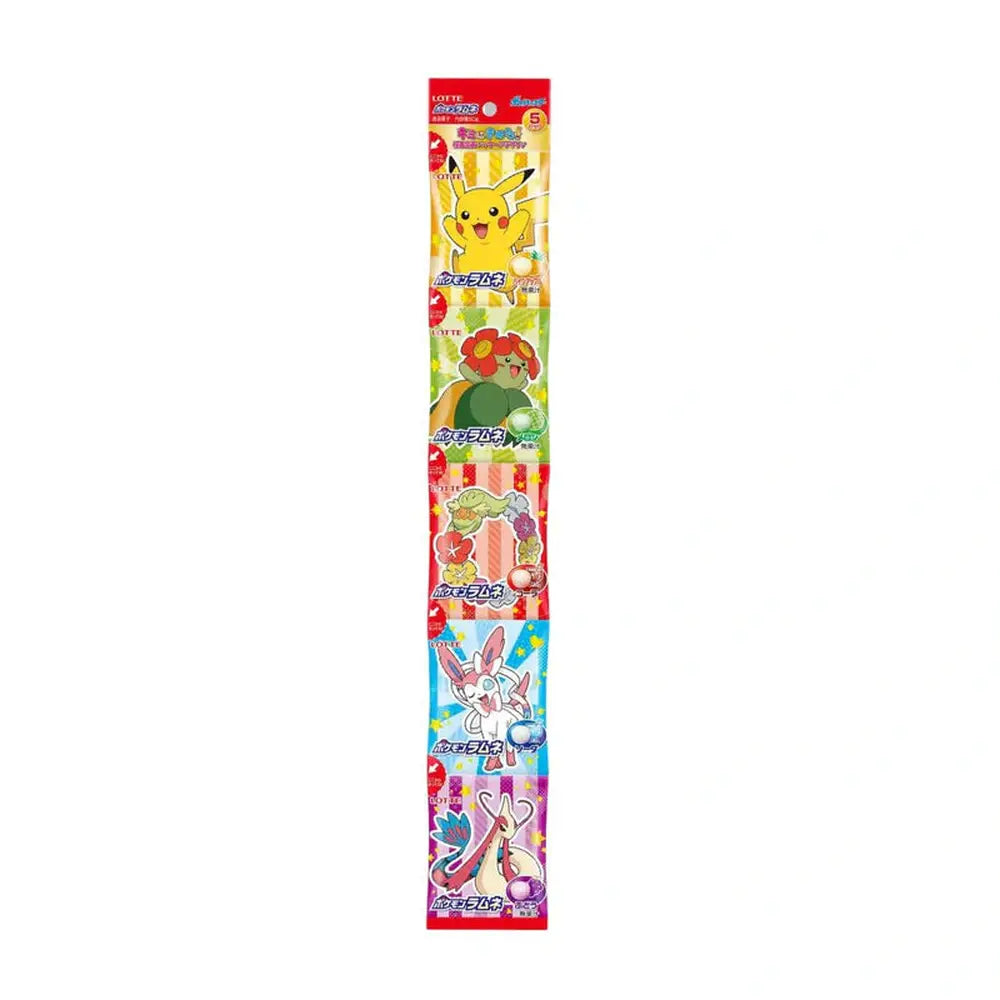 Un emballage sur fond blanc avec des carrés jaune, vert, rouge, bleu et mauve sur toute sa longueur. Sur chaque couleur il y a un personnage de Pokemon