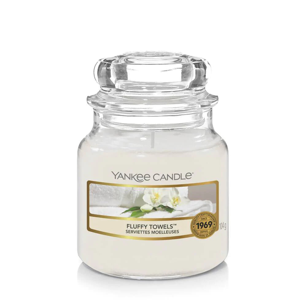 Yankee Candle Fluffy Towels Petite Jarre - My American Shop