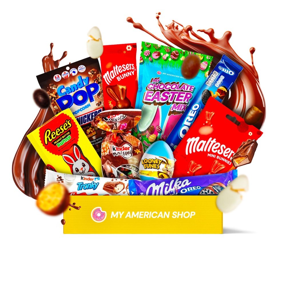 Un carton rectangulaire jaune sur fond blanc avec des produits tels que Kinder, Looney Tunes, Reese’s, Candy Pop, Maltesers. Le tout sur fond blanc