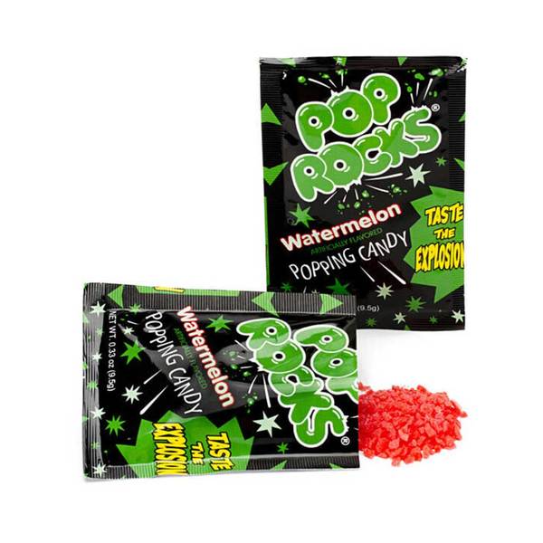 2 paquets noirs avec des explosions vertes, celui de gauche est couché et ouvert. On y voit des petites perles rouges en sortir, le tout sur fond blanc